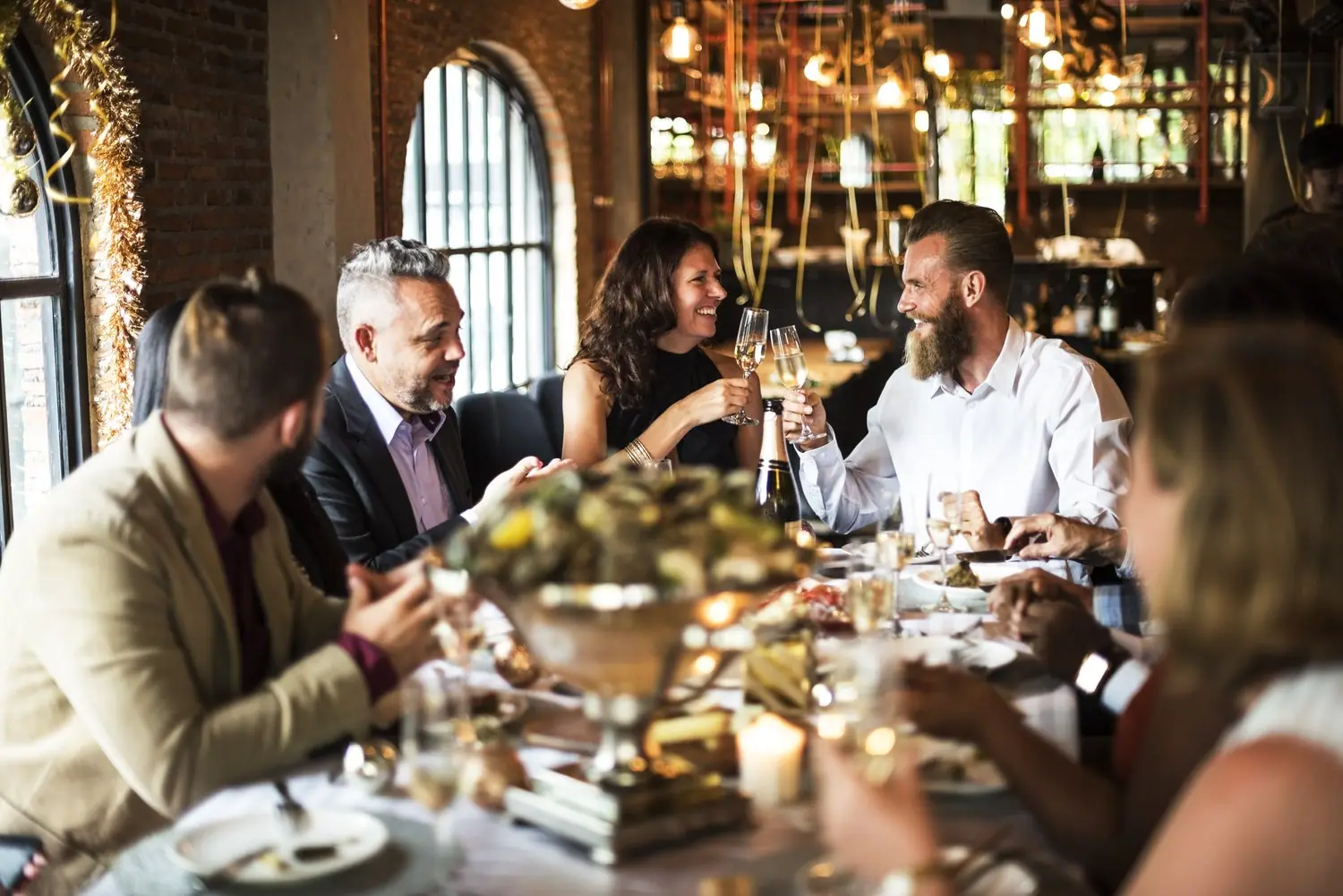Najlepsze restauracje w mieście: przewodnik po lokalnych smakach