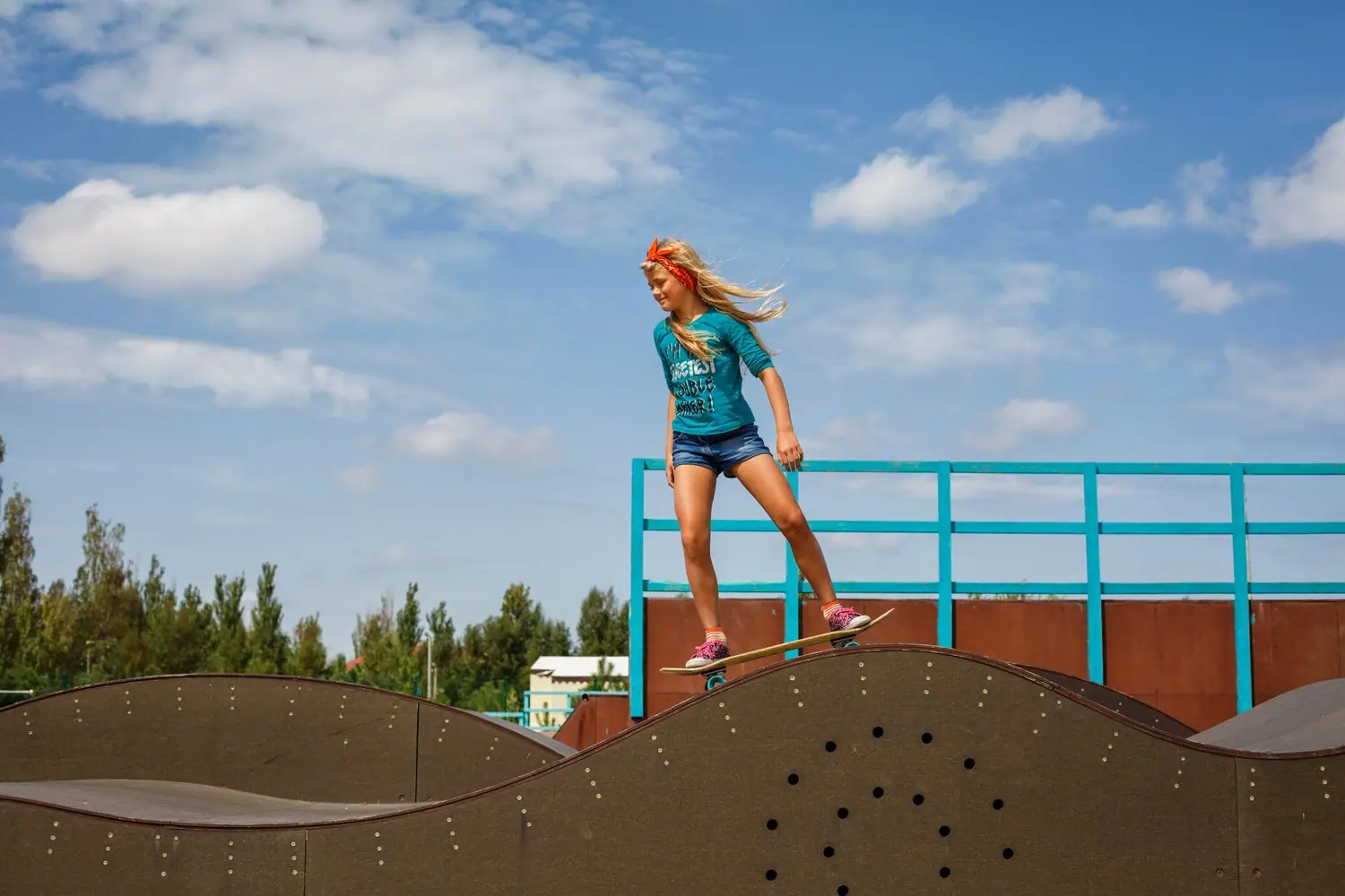 Skating parks: gdzie jeździć na rolkach i deskorolce