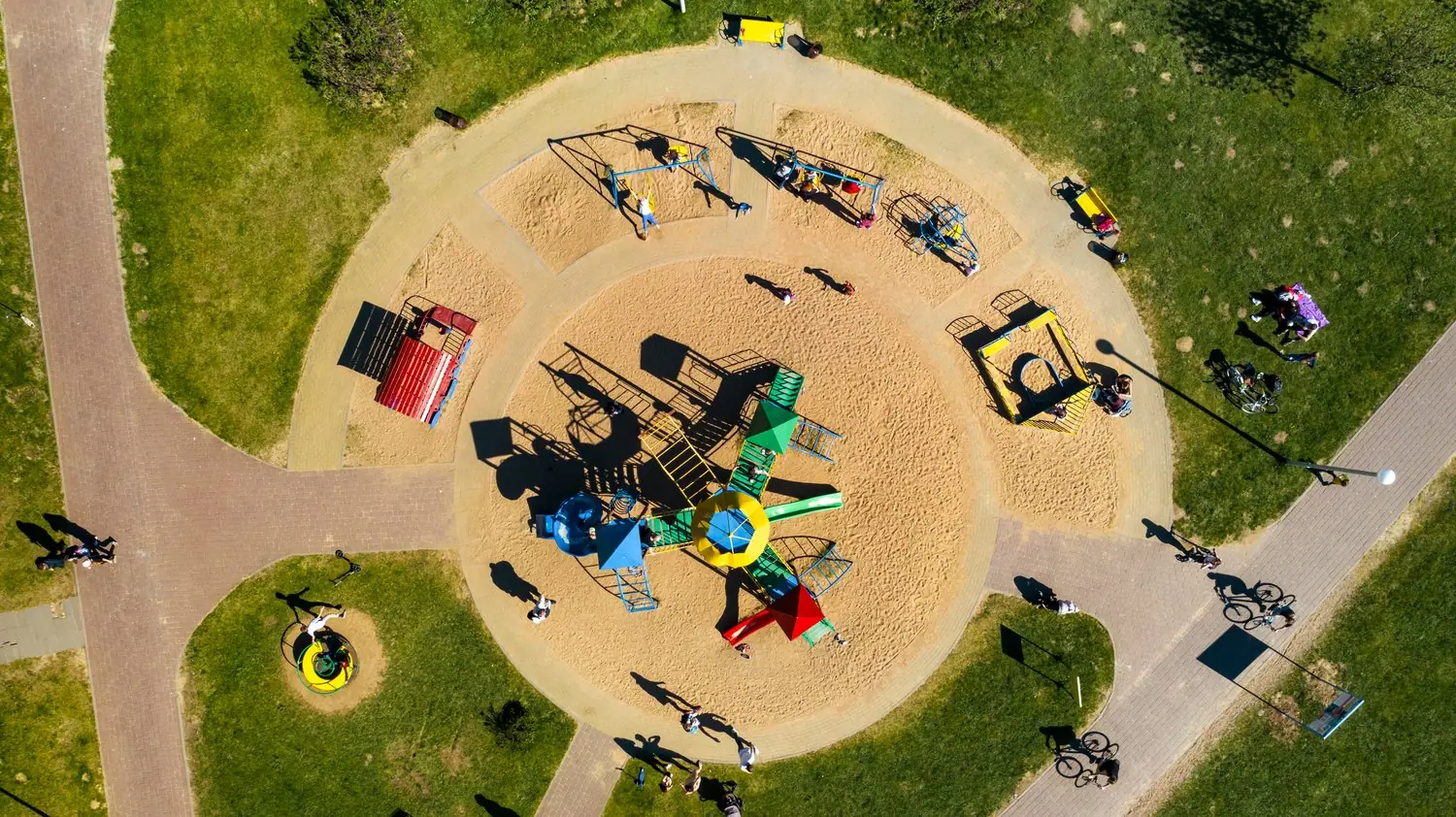 Rewitalizacja parków: program odnowy terenów zielonych