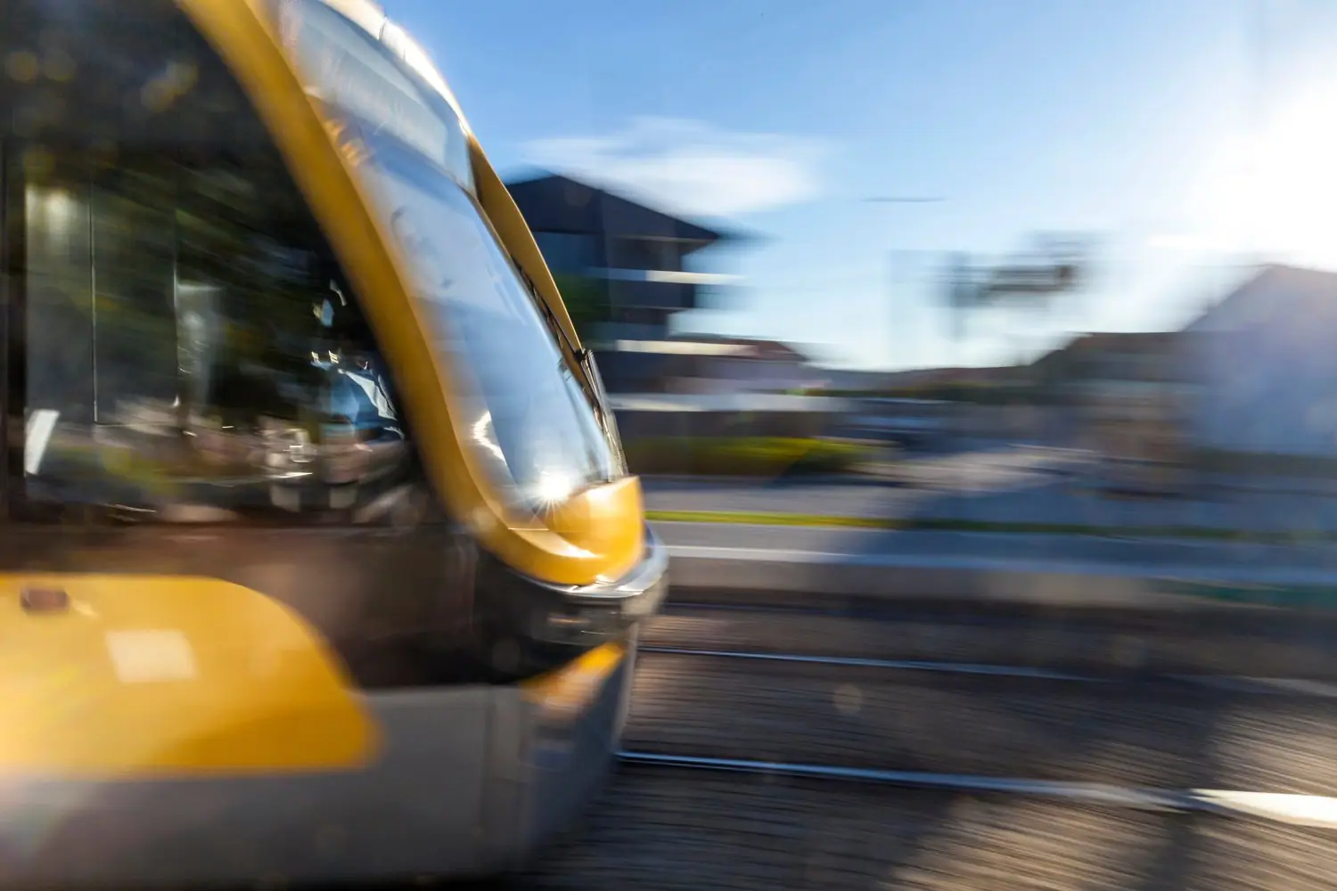 Jak wybrać najtańszy transport międzymiastowy
