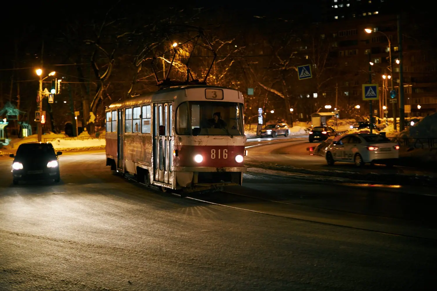 Transport w godzinach nocnych: bezpieczeństwo i dostępne opcje