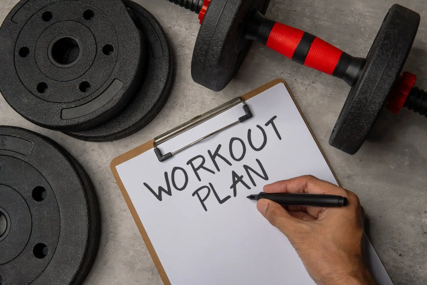 Jak ułożyć plan treningowy dla osoby zaczynającej przygodę ze sportem